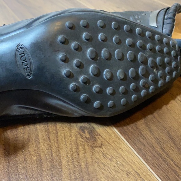 Tod’s kitten heel pebbled pumps - Picture 8 of 9